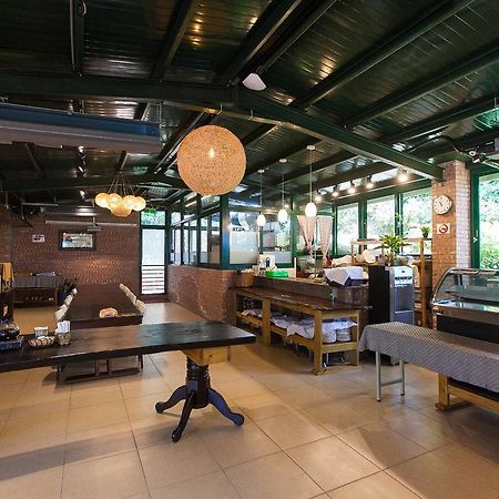 Bed and Breakfast Locasu Датун Экстерьер фото